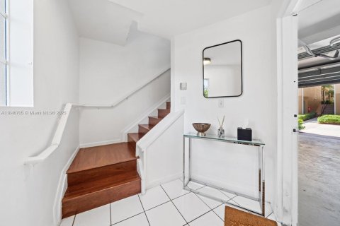 Condominio en venta en Aventura, Florida, 3 dormitorios, 137.59 m2 № 1845659 - foto 4