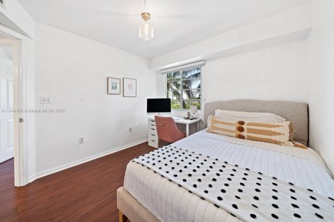 Condominio en venta en Aventura, Florida, 3 dormitorios, 137.59 m2 № 1845659 - foto 13