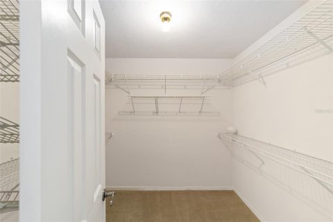 House in Gainesville, Florida 3 bedrooms, 155.8 sq.m. № 1852813 - photo 8