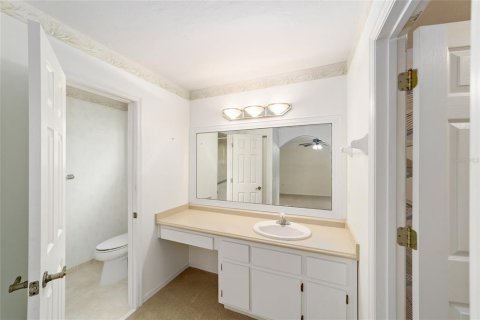 House in Gainesville, Florida 3 bedrooms, 155.8 sq.m. № 1852813 - photo 6