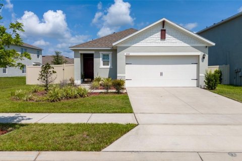 House in Davenport, Florida 3 bedrooms, 142.05 sq.m. № 1749229 - photo 2