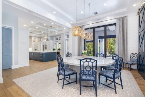 House in North Palm Beach, Florida 6 bedrooms, 586.49 sq.m. № 2401229 - photo 10