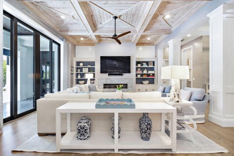 House in North Palm Beach, Florida 6 bedrooms, 586.49 sq.m. № 2401229 - photo 8
