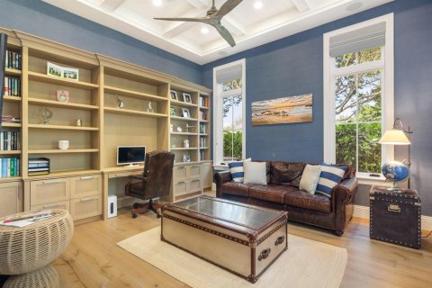 House in North Palm Beach, Florida 6 bedrooms, 586.49 sq.m. № 2401229 - photo 16