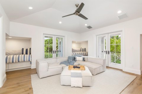 House in North Palm Beach, Florida 6 bedrooms, 586.49 sq.m. № 2401229 - photo 20