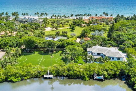 House in North Palm Beach, Florida 6 bedrooms, 586.49 sq.m. № 2401229