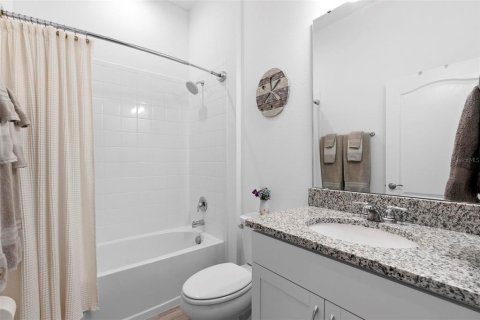 House in Kissimmee, Florida 3 bedrooms, 204.57 sq.m. № 1546851 - photo 29