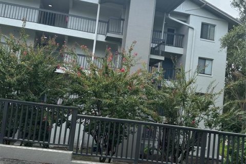 Condo in Altamonte Springs, Florida, 3 bedrooms  № 2368831 - photo 22