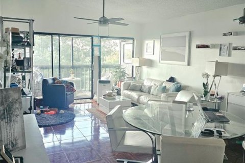Condo in Altamonte Springs, Florida, 3 bedrooms  № 2368831 - photo 3
