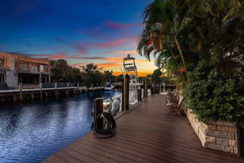 Villa ou maison à vendre à Lighthouse Point, Floride: 4 chambres, 346.99 m2 № 2261422 - photo 15