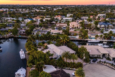 Villa ou maison à vendre à Lighthouse Point, Floride: 4 chambres, 346.99 m2 № 2261422 - photo 19