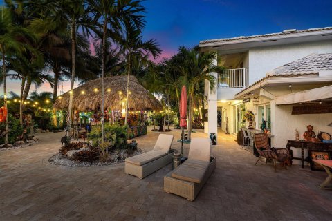 Villa ou maison à vendre à Lighthouse Point, Floride: 4 chambres, 346.99 m2 № 2261422 - photo 11