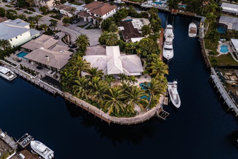 Villa ou maison à Lighthouse Point, Floride 4 chambres, 346.99 m2 № 2261422