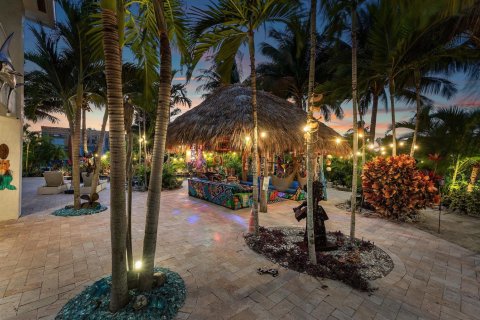 Villa ou maison à vendre à Lighthouse Point, Floride: 4 chambres, 346.99 m2 № 2261422 - photo 12