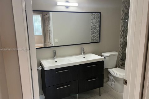Condominio en alquiler en Aventura, Florida, 3 dormitorios, 122.63 m2 № 2060849 - foto 5