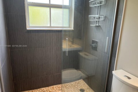 Condominio en alquiler en Aventura, Florida, 3 dormitorios, 122.63 m2 № 2060849 - foto 12