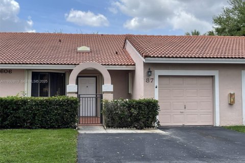 Дом в Уэстон, Флорида 3 спальни, 129.41м2 № 2034955