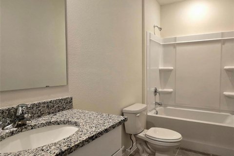 Adosado en alquiler en Edgewater, Florida, 3 dormitorios, 170.94 m2 № 1877279 - foto 11