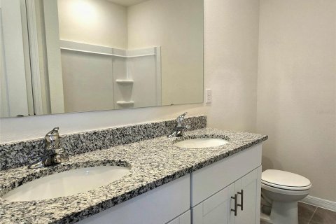 Adosado en alquiler en Edgewater, Florida, 3 dormitorios, 170.94 m2 № 1877279 - foto 8