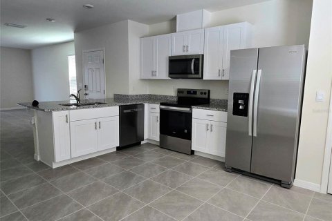 Adosado en alquiler en Edgewater, Florida, 3 dormitorios, 170.94 m2 № 1877279 - foto 3