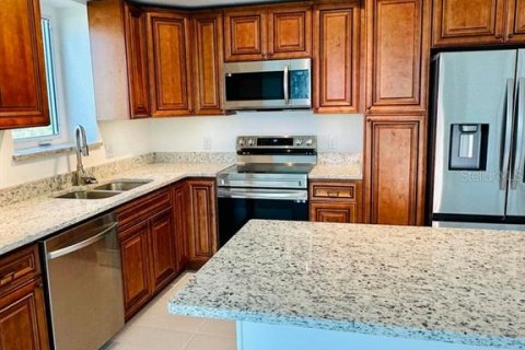 Condo in Merrit Island, Florida, 3 bedrooms  № 1283217 - photo 4