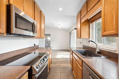 Villa ou maison à vendre à Deltona, Floride: 3 chambres, 111.48 m2 № 2167610 - photo 7