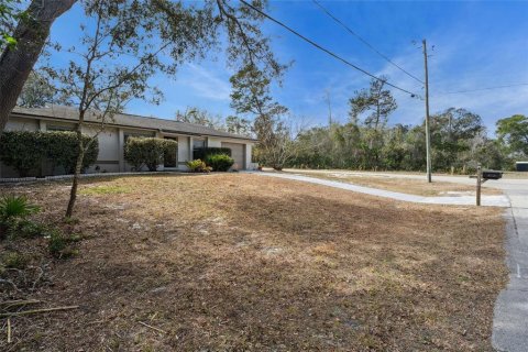 Villa ou maison à vendre à Deltona, Floride: 3 chambres, 111.48 m2 № 2167610 - photo 24