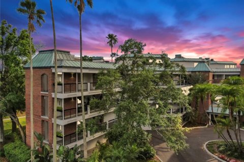 Condo in Tampa, Florida, 2 bedrooms  № 1625557 - photo 2