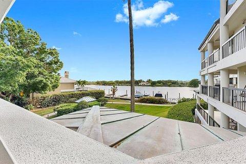 Condo in Tampa, Florida, 2 bedrooms  № 1625557 - photo 7