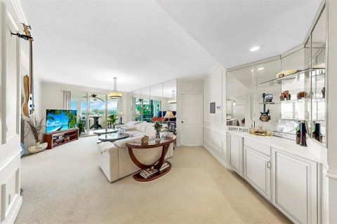 Condo in Tampa, Florida, 2 bedrooms  № 1625557 - photo 21
