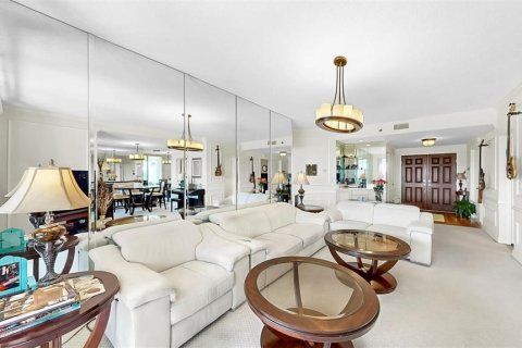 Condo in Tampa, Florida, 2 bedrooms  № 1625557 - photo 18