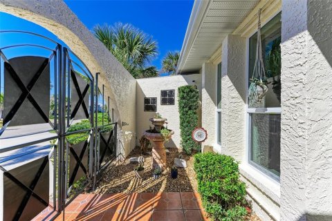 Villa ou maison à vendre à Punta Gorda, Floride: 2 chambres, 219.81 m2 № 1516736 - photo 29
