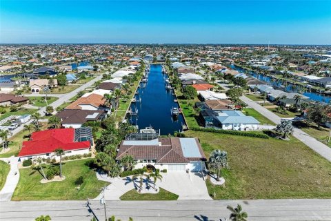 Villa ou maison à vendre à Punta Gorda, Floride: 2 chambres, 219.81 m2 № 1516736 - photo 25
