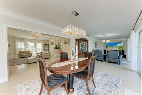Villa ou maison à vendre à Punta Gorda, Floride: 2 chambres, 219.81 m2 № 1516736 - photo 20