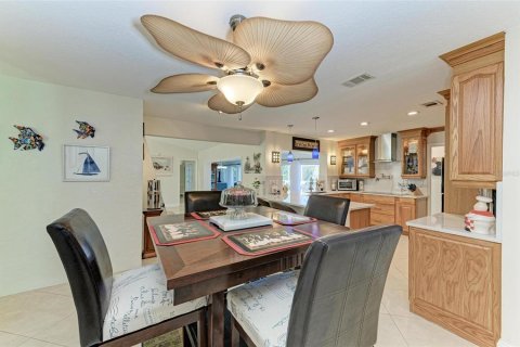 Villa ou maison à vendre à Punta Gorda, Floride: 2 chambres, 219.81 m2 № 1516736 - photo 16