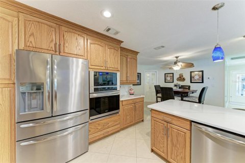 Villa ou maison à vendre à Punta Gorda, Floride: 2 chambres, 219.81 m2 № 1516736 - photo 11