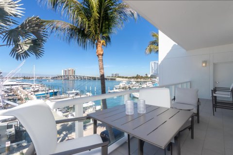 Condo in Palm Beach Shores, Florida, 2 bedrooms  № 2262347 - photo 6