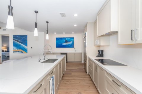 Condo in Palm Beach Shores, Florida, 2 bedrooms  № 2262347 - photo 15