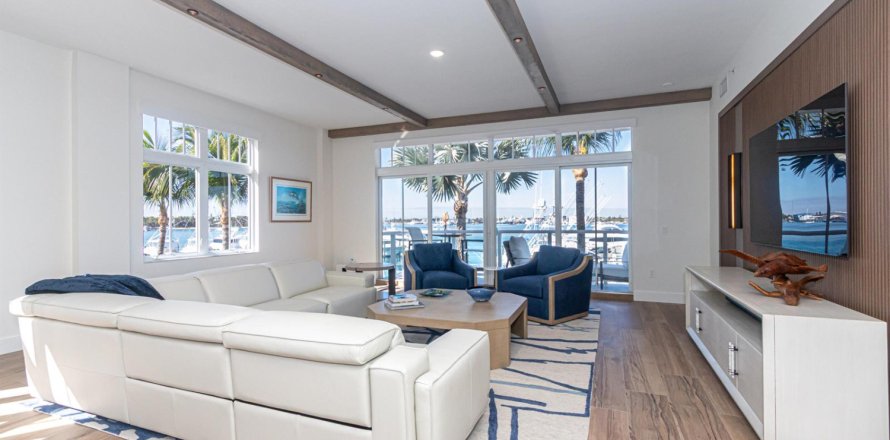 Condo in Palm Beach Shores, Florida, 2 bedrooms  № 2262347