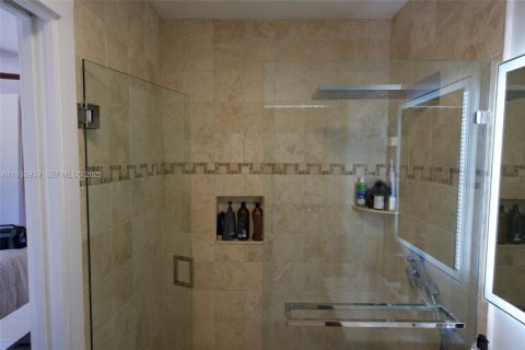 Casa en venta en Wilton Manors, Florida, 3 dormitorios, 150.87 m2 № 1992169 - foto 7