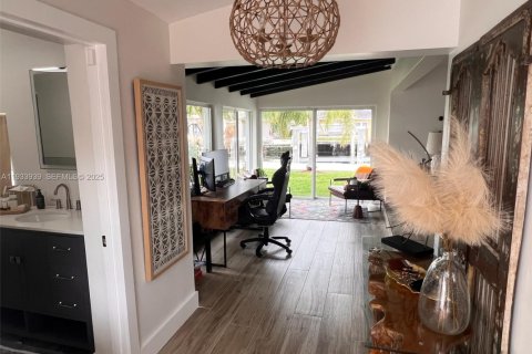 Casa en venta en Wilton Manors, Florida, 3 dormitorios, 150.87 m2 № 1992169 - foto 14