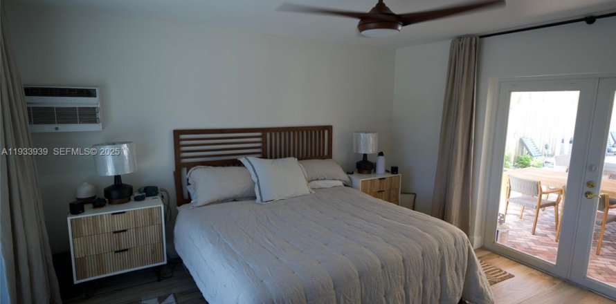 Casa en Wilton Manors, Florida 3 dormitorios, 150.87 m2 № 1992169