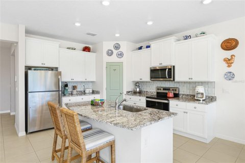 Villa ou maison à vendre à Bradenton, Floride: 4 chambres, 256.04 m2 № 2418779 - photo 12
