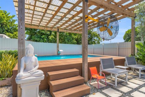 Купить виллу или дом в Майами, Флорида 3 спальни, 79.71м2, № 1957732 - фото 6