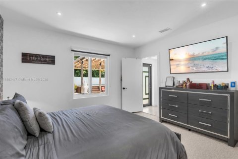 Купить виллу или дом в Майами, Флорида 3 спальни, 79.71м2, № 1957732 - фото 29