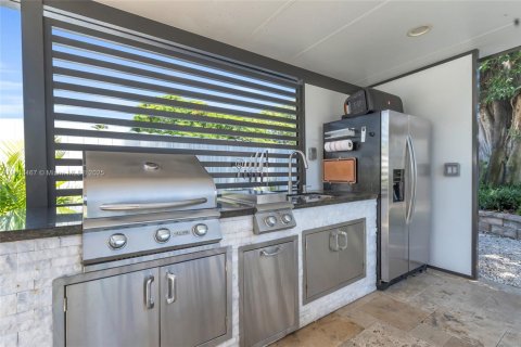 Купить виллу или дом в Майами, Флорида 3 спальни, 79.71м2, № 1957732 - фото 12