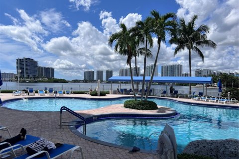 Купить кондоминиум в Авентура, Флорида 2 спальни, 109.72м2, № 1895893 - фото 13