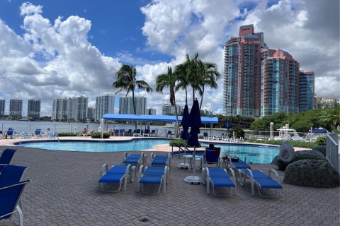 Купить кондоминиум в Авентура, Флорида 2 спальни, 109.72м2, № 1895893 - фото 12