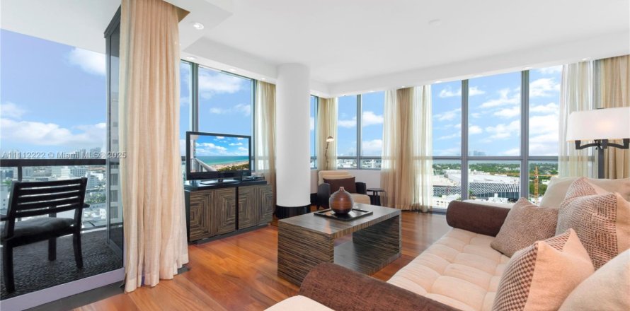 Condo in Miami Beach, Florida, 2 bedrooms  № 2022967