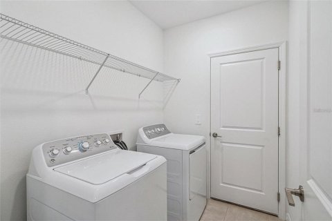 Villa ou maison à louer à Haines City, Floride: 3 chambres, 215.72 m2 № 2416741 - photo 18